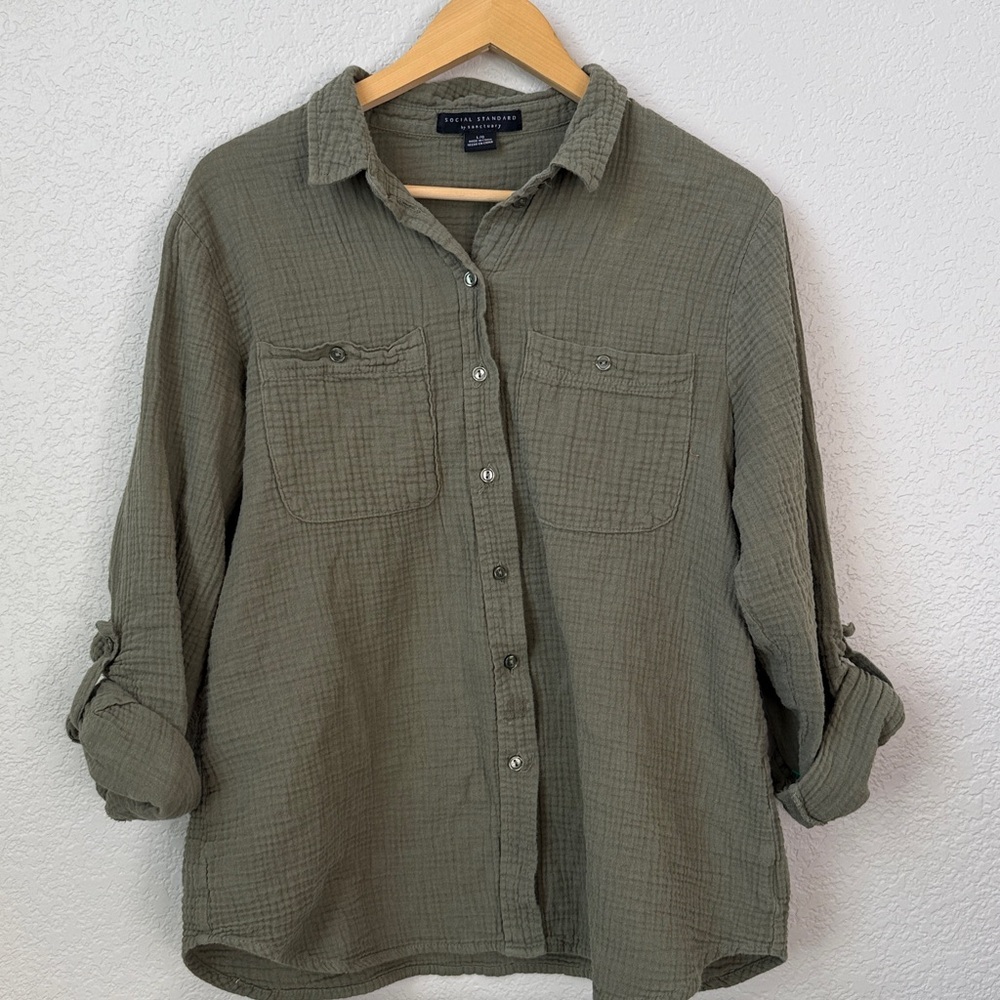 Social Standard by Sanctuary Button Down Shirt Long Sleeve Gauze Green Large - Picture 2 of 10
